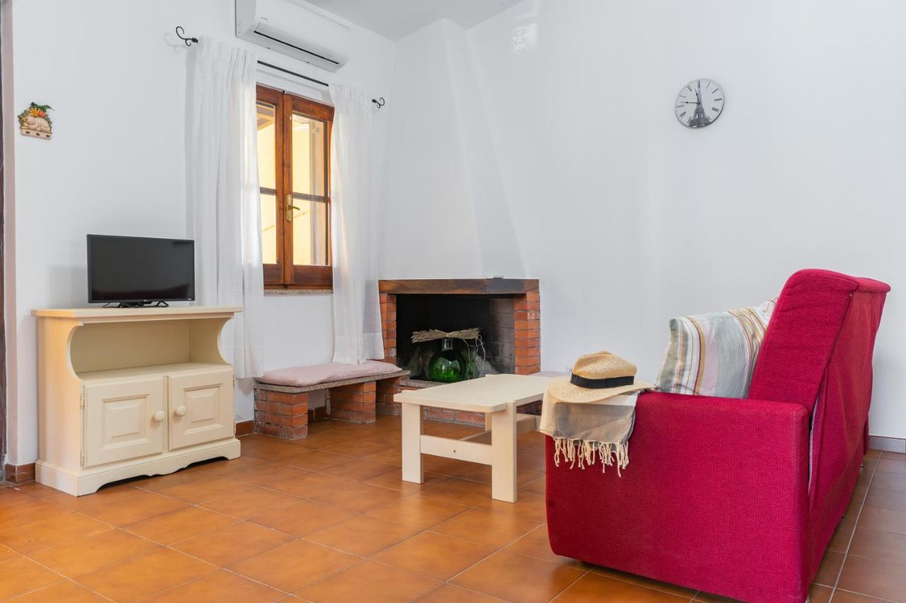 La Casetta Di Luisa - Affitti Brevi Italia Bari Sardo Bagian luar foto